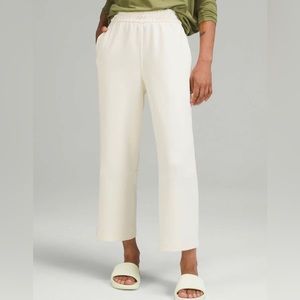 Size 6 lululemon softstreme crop high rise straight leg pants in lemon sorbet